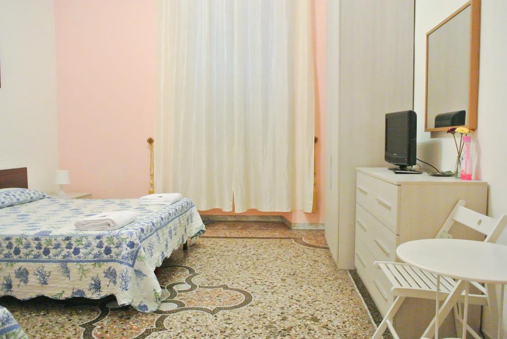 Guest House Hellokitty Рим Экстерьер фото