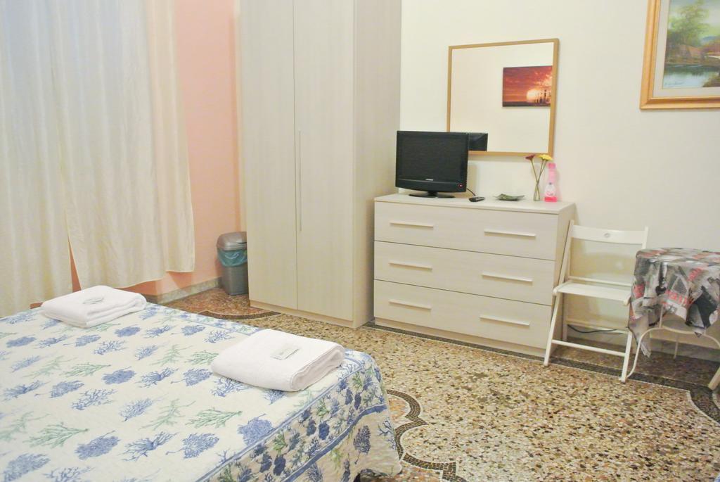 Guest House Hellokitty Рим Экстерьер фото